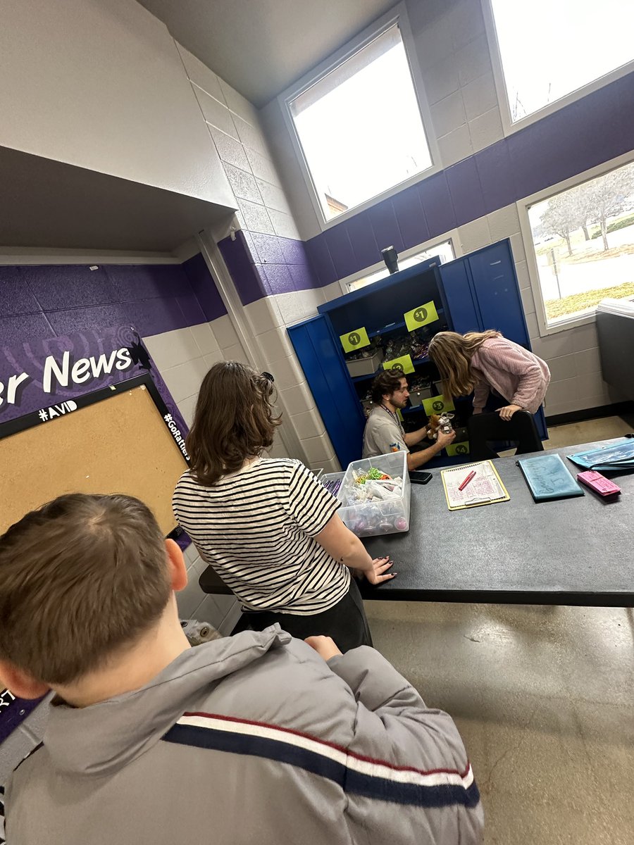 Things around campus that made me smile this week. Student work posted outside the classroom and school store in action! Proud to be team <a href="/GoodnightSMCISD/">Goodnight Middle School</a>! #SanMarcosCISD