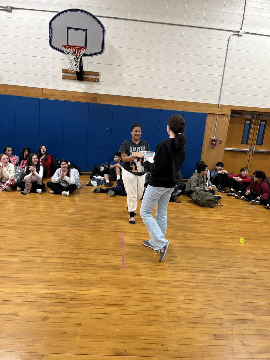 MrMikteaches's tweet photo. Another great Student Awards ceremony today! Slogans was our theme. Congrats to all! Love Ss cheering for each other! #teaming #6thgrade #emspride #awards https://t.co/mC1xZ9Jklb