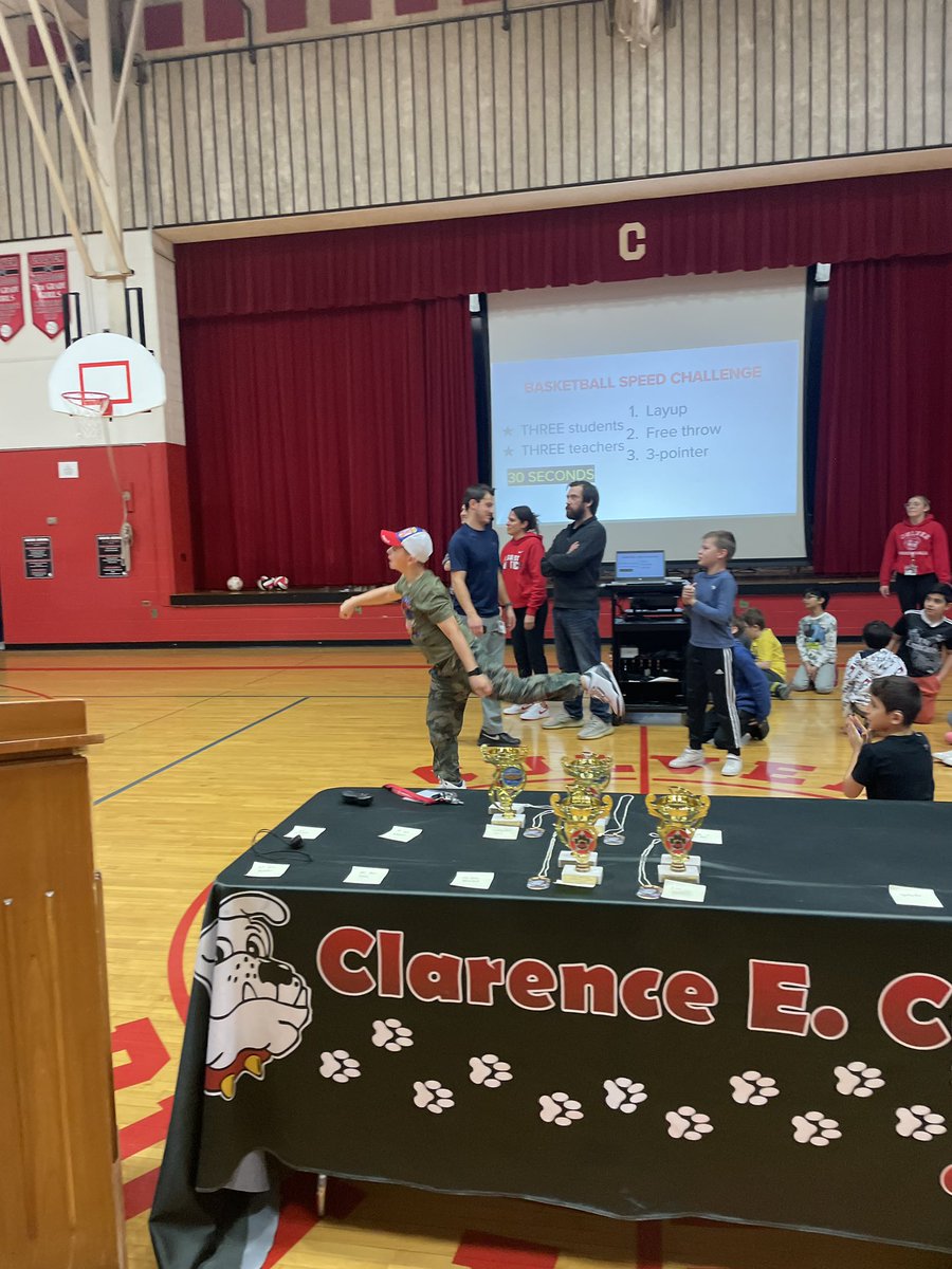 Oscar Suarez tweet media