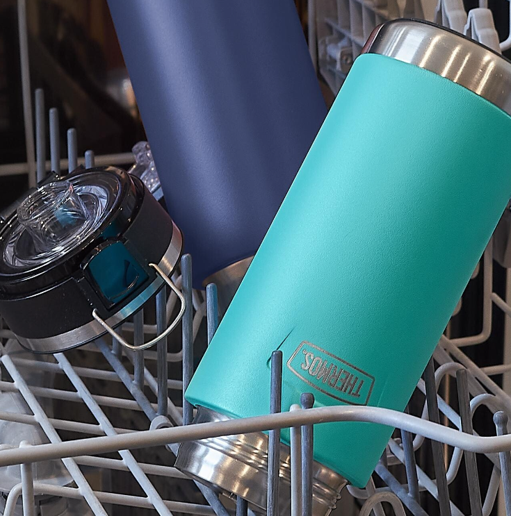 Dishing it out.
Here’s the scoop: the Water Bottles in our Icon™ Series are dishwasher-safe, top rack recommended! Pictured here are the 18oz Stainless Steel varieties, designed for kiddos but ideal for anyone.
#WaterBottle #Reusable #Thermos #Since1904 #IconSeries