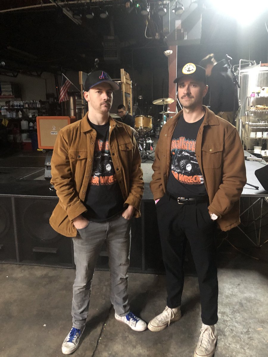 MillingPat's tweet image. For people who’ve seen @Millingtweets live.  Why do you get me and @AlexMaloy mixed up?  We hardly even look like each other.