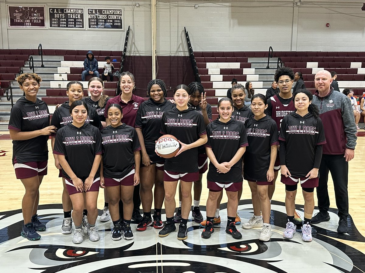 A few 1️⃣0️⃣0️⃣0️⃣ pt scorers along with the Lady Bulldogs supporting Adelina. #hslive #CapeAtlanticLive <a href="/sojerseysports/">SJ SportsTalk</a> @TheCALathletics <a href="/DJPlaymakers/">The Daily Journal</a> <a href="/nj_athletics/">NJ Athletics</a>