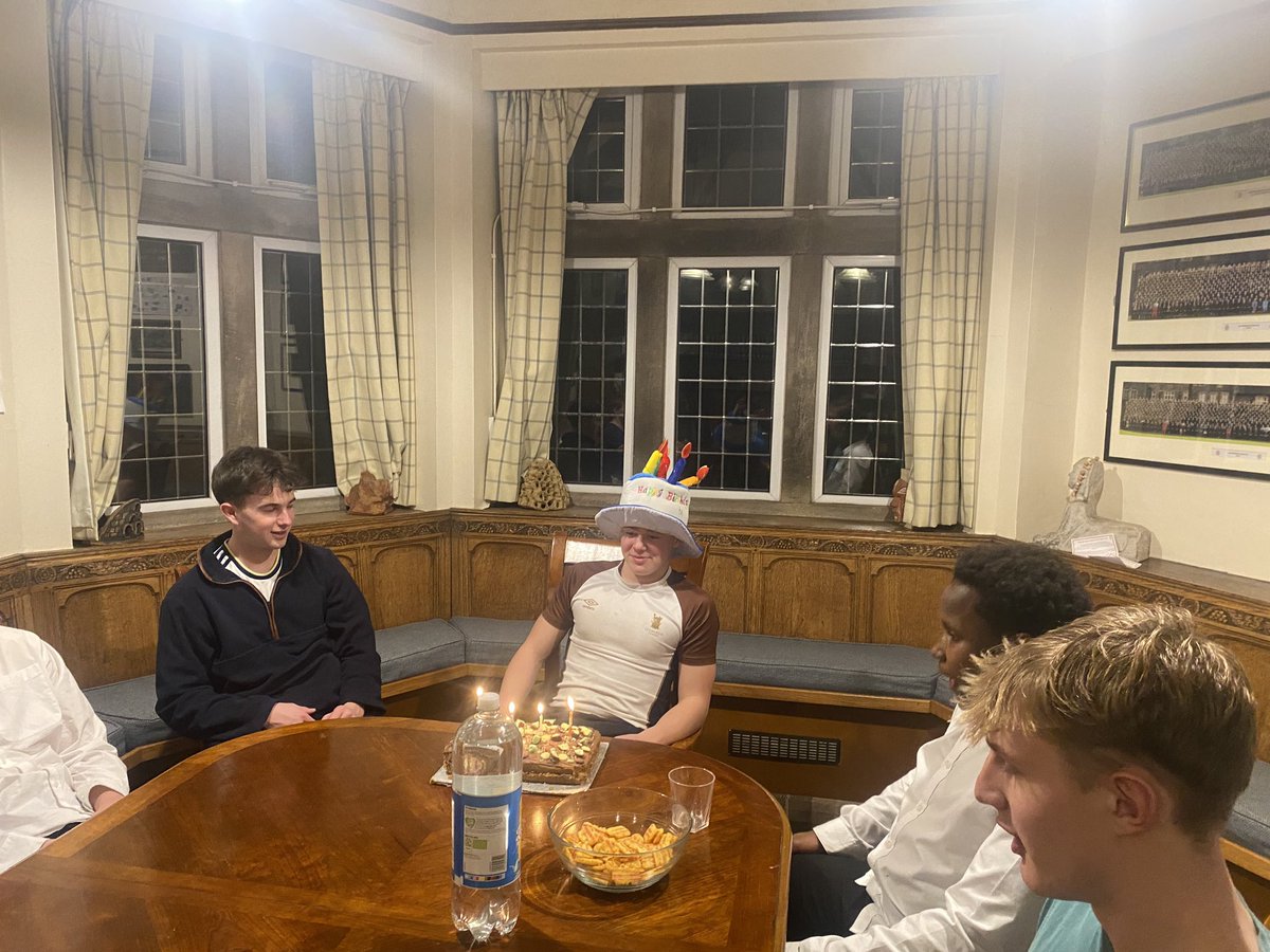 School House tweet media