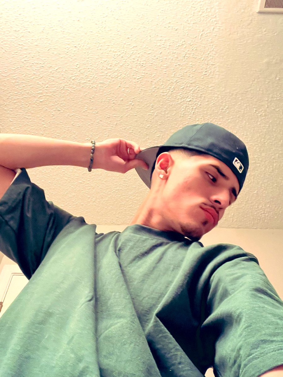 hom3wrecker_xc's tweet photo. Rt if you tryna touch it  😏 https://t.co/HPryP0pqyx