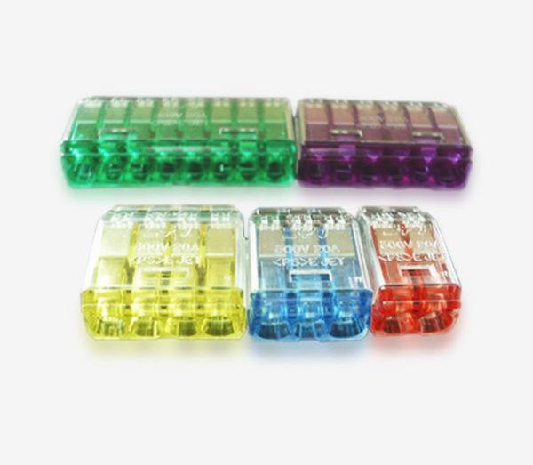 NichifuGroup's tweet photo. The QLX series connectors are the perfect alternative to twist on wire connectors!

No twisting or special tools needed. Simply insert the wire into one of the holes of the connector and lock it into place.

More: https://t.co/BQOJVBtvaj
#nichifu #electrical #wiring #connectors https://t.co/9GJ7I115IR