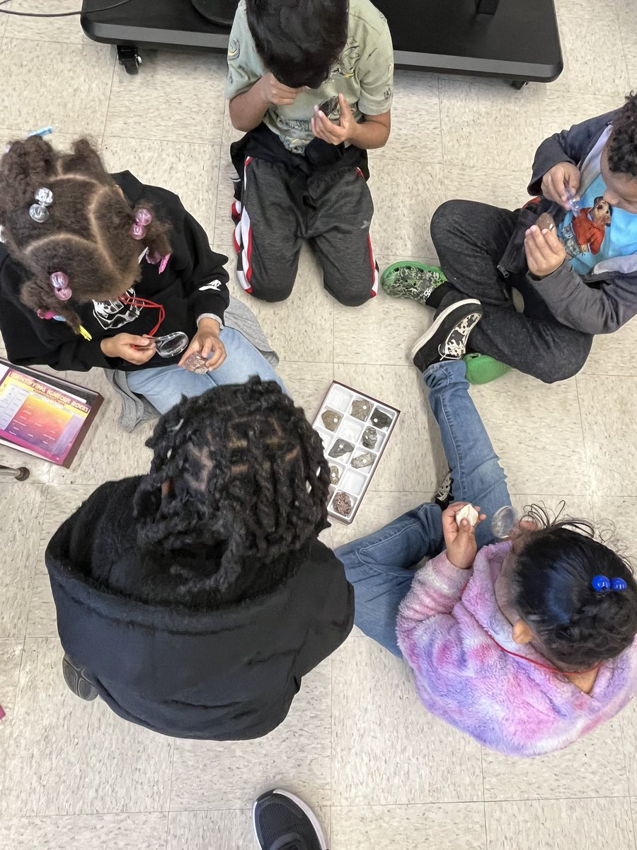 Ms. Boyer's class tweet media