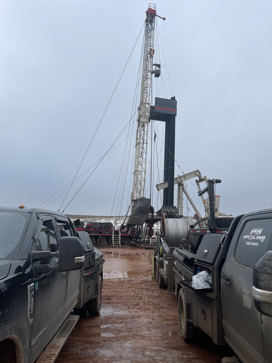 conservativeoil's tweet photo. TODAY is #ESP day! Production has slowed, so we’ll be converting this Betty back into a #rodlift well with a 36’ x 2” #insertpump and hang it off with some #fiberglassrods stay tuned as we bring #AnotherWellOnLine #EFT #OFS #companyman #workoverrig https://t.co/vhkciBPuZK