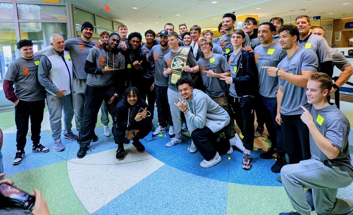 Big Warrior Drew! A HUGE shoutout and congratulations to our student manager @drew_evenson for ringing his bell today at the U of M Masonic Children’s Hospital! A true inspiration, we had to be there for this moment!