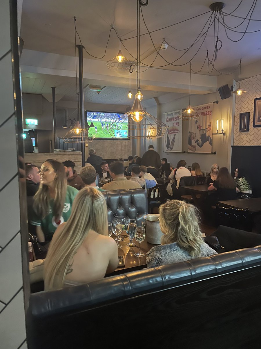 A craic’in victory for <a href="/IrishRugby/">Irish Rugby</a> to kick off our #SixNations2024 campaign

It finishes France 17- 38 Ireland🏉

Time for some celebratory Guinness then eh? 😉🥳☘️ #FRAvIRE