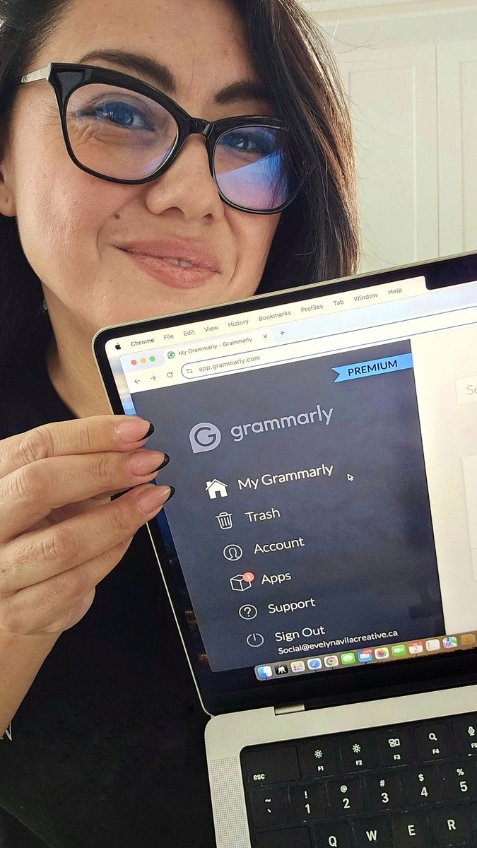 socialandlattes's tweet image. Who else noticed @Grammarly&apos;s look?! 👌

&quot;Easier Said. Done.&quot;

Love it! 

#ai #aiwritingassistant #grammbassador #entrepreneurlife