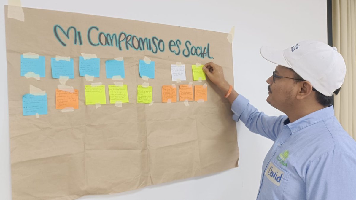 CenipalmaOrg's tweet photo. Se realizó la Mesa Social y de Bienestar en Puerto Gaitán, Meta, para conformar un grupo de trabajo junto con núcleos y empresas palmeras de la zona, con el fin de liderar y gestionar trabajos referentes a salud, educación, bienestar, cultura palmera, como temas principales. https://t.co/6SJ3tHPaHi