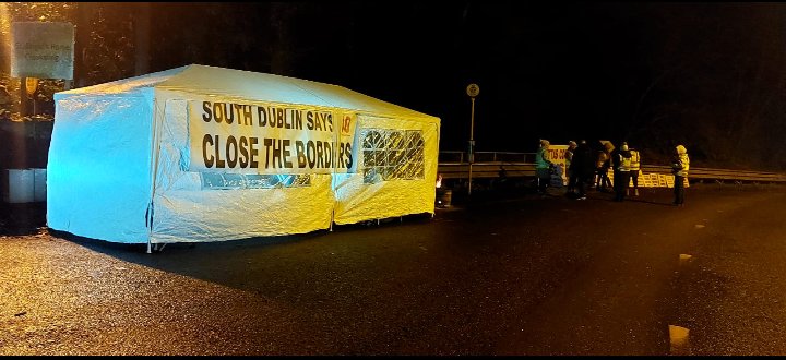 🚨 SOUTH DUBLIN SAYS NO 🇮🇪 CLOSE THE BORDERS 🇮🇪 24/7 BLOCKADE GONE UP AT ST BRIGIDS, CROOKSLING 🇮🇪 PLEASE MAKE THE EFFORT & SHOW SUPPORT 🇮🇪 STAND UP & STAND STRONG 🇮🇪 GOD BLESS ALL IN THIS FIGHT 🙏🇮🇪 éiRe GO BRAGH 🇮🇪 #IrishLivesMatter 🇮🇪 #éiReBelongsToTheIrish 🇮🇪