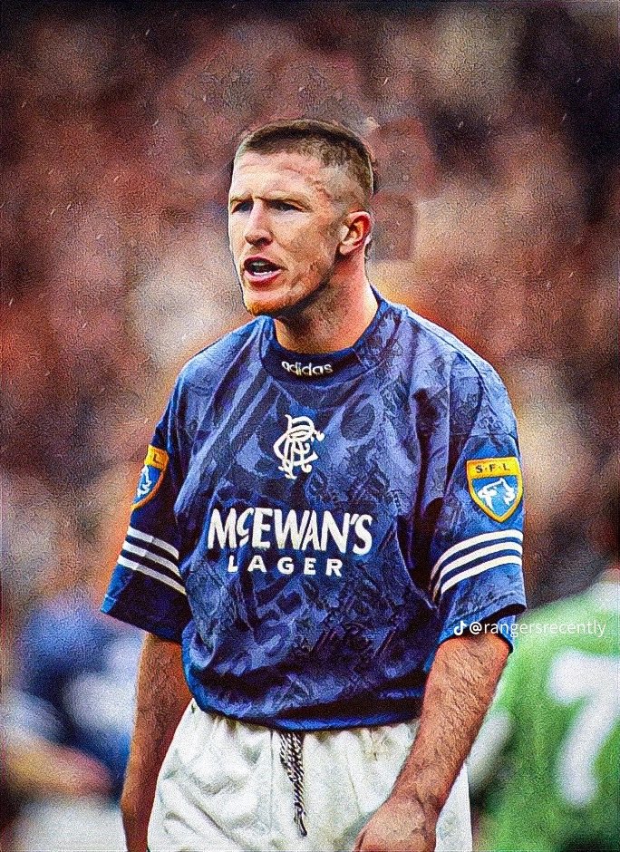 JBRangers72's tweet photo. current players in retro kits😍 lundstram suits it the best in that 1995/96 shirt😎🇬🇧 https://t.co/Yb2aGiFM65