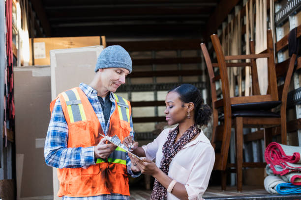 helping_st's tweet photo. Are you moving out of state? Our interstate moving services will get you where you need to go. Contact us today for a free estimate. #HelpingHandsMovers #InterstateMoving #MovingServices #StAugustineFL #LongDistanceMoving https://t.co/Isl69FbtxS