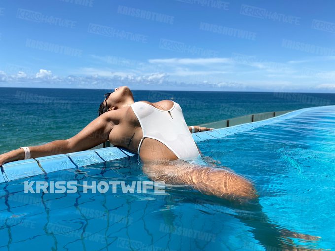 Finalmente fevereiro , carnaval , praia 🔥🔥 E claro Muitos chifres no @cuckolddakriss https://t.co/3f