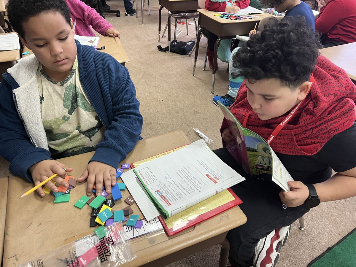 asdcentral's tweet image. Comparing fractions is the name of the game. @MsFigard 3rd graders ended the week with comparing fractions and they did amazing! #friday #math #fractions