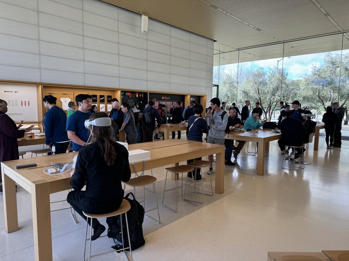 Celebrating the launch of the Apple Vision Pro today! So proud to be a part of the Vision Pro team!