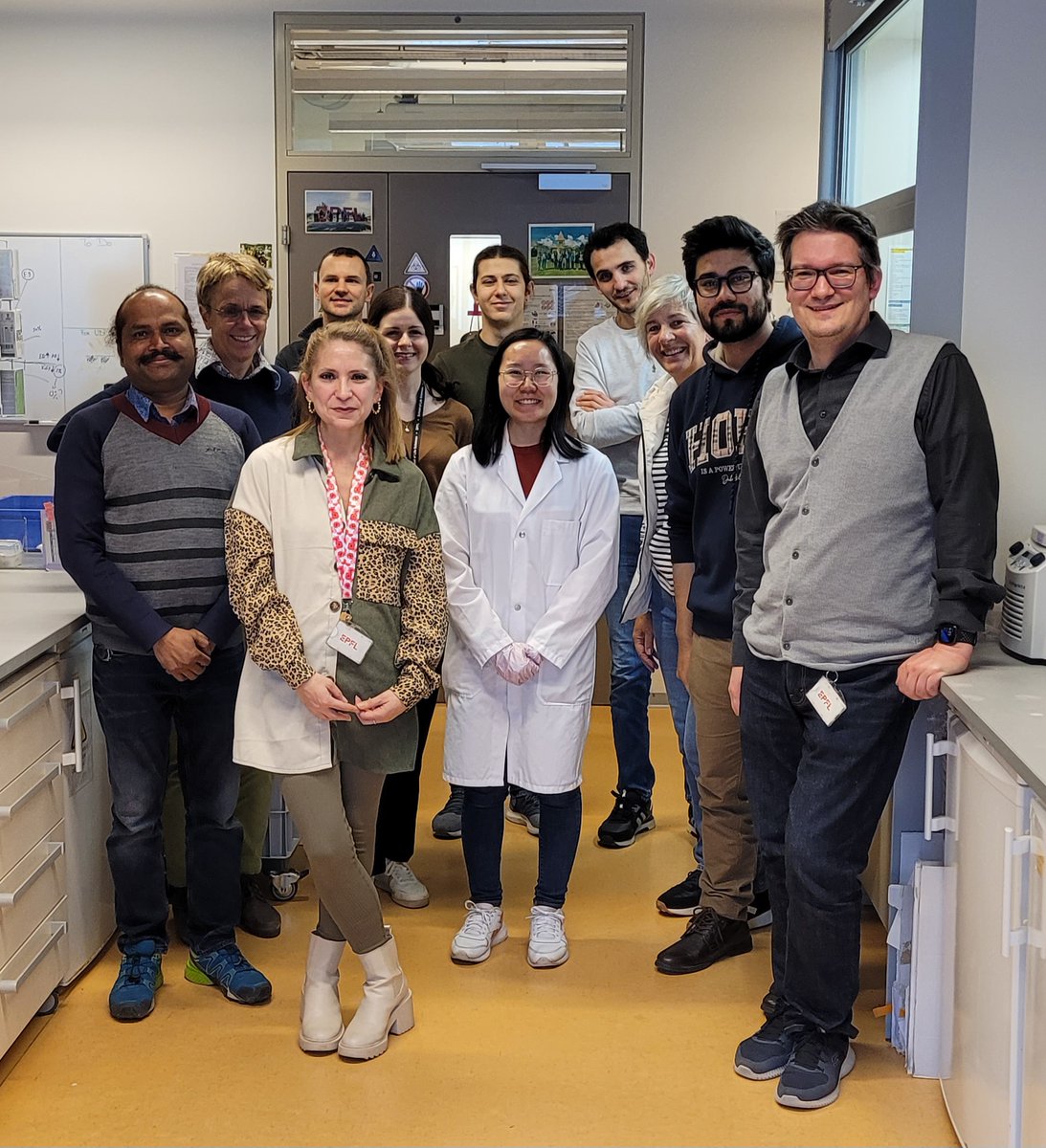 sflomos's tweet photo. A highly productive day bridging research and real-world patient impact. @BreastDense's visit to @CBrisken lab included dynamic discussions, observed experiments, and discussed cutting-edge research, emphasizing patient-centered approaches #laylanguage #lobular #Awareness @elbcc https://t.co/HCZBiTVmlK