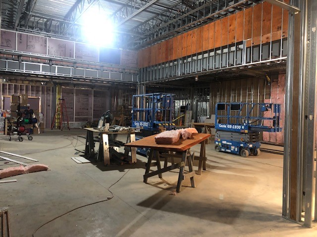 GCKAirport's tweet photo. GCK Phase II arrival passenger experience includes Gate 2 with passenger boarding bridge, baggage carousel, restrooms, Service Animal Relief Area, meet/greet space, rental car counters and offices, and tenant/employee space. To be completed in late spring 2024. https://t.co/arpxY3MZzr