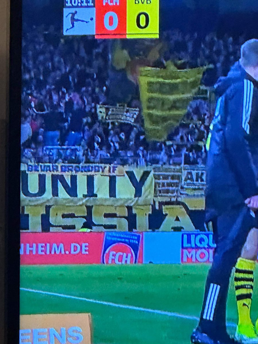 AlexSydsiden's tweet photo. BVBIF 💛🔵 #bif #brøndby #bvbif https://t.co/OGj0WGqelZ