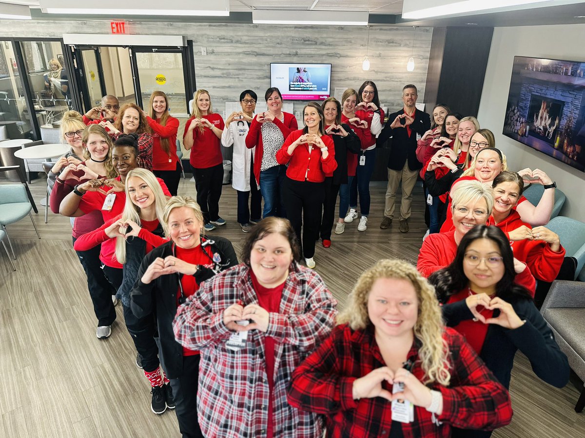 a_l_bailey's tweet photo. Great #GoRed day here!
❤️#cardiovascular disease is STILL the #1 killer of women. How are you working to improve the ❤️ of the women in your life?
#GoRedChatt @TNChapterACC https://t.co/UuYXcBTswX