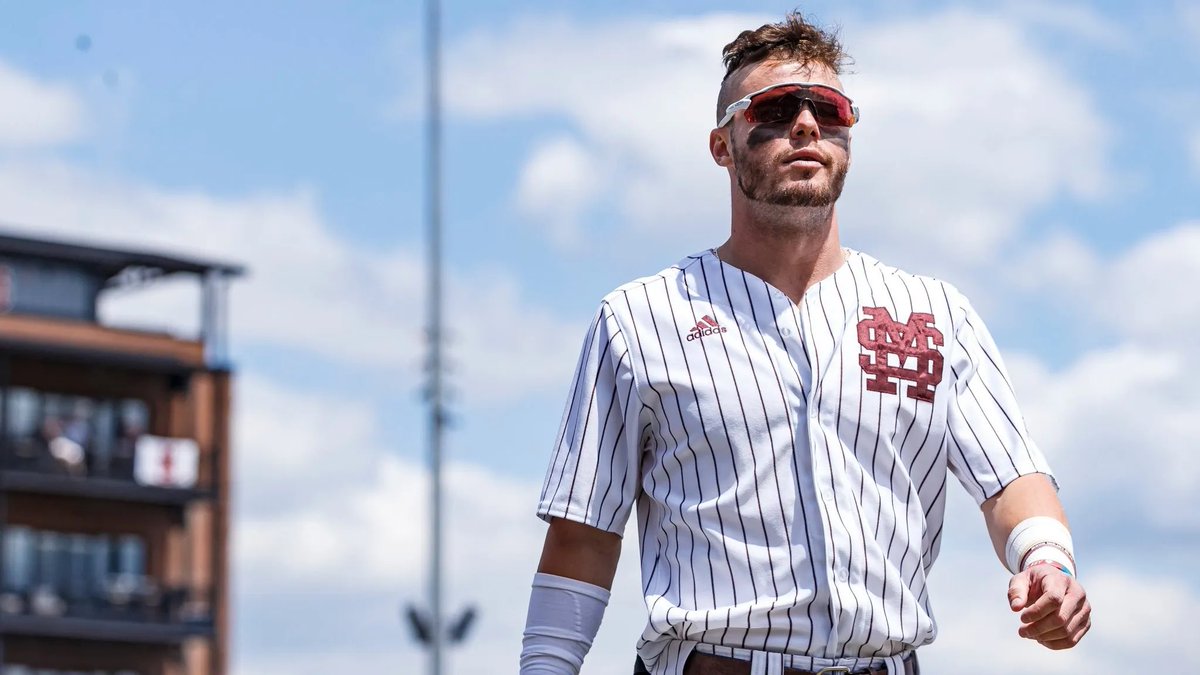 Hail State Stool tweet media