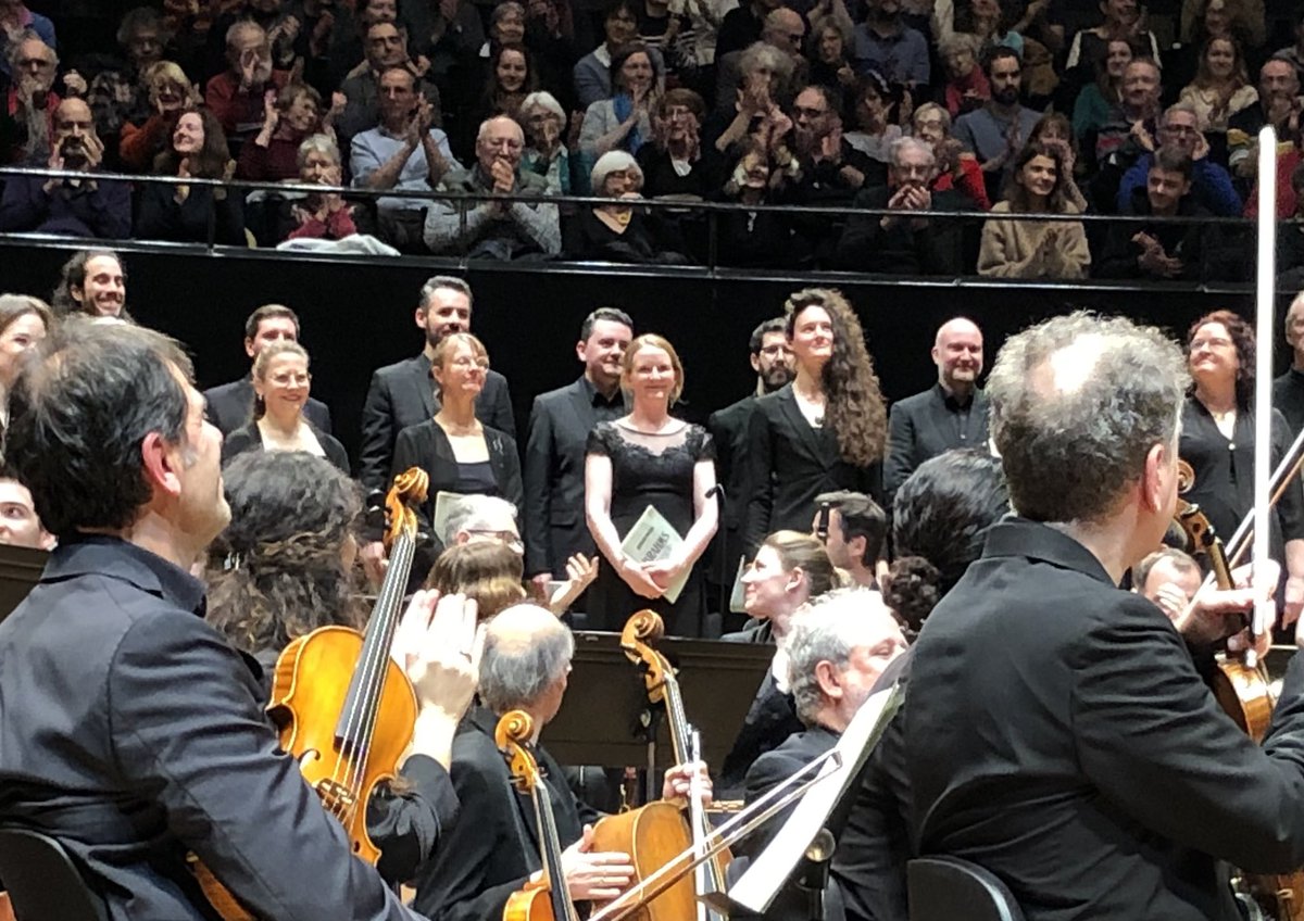 Bravo et Merci 🙏 @OrchestCElysees 🇫🇷 @collegiumvocale 🇧🇪 Regula Mühlemann 🎼 Florian Boesch 🎵 Dir. Philippe Herreweghe EXTRAORDINAIRE 🎵🤗 Deutsches Requiem J. Brahms Paris @philharmonie You rock @aiskenny 🇮🇪☘️ Musical thoughts @sarahfritzwritr