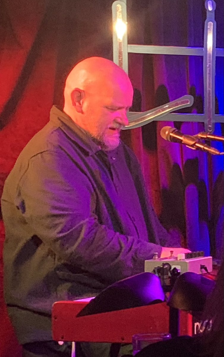 Kate Simpson tweet media