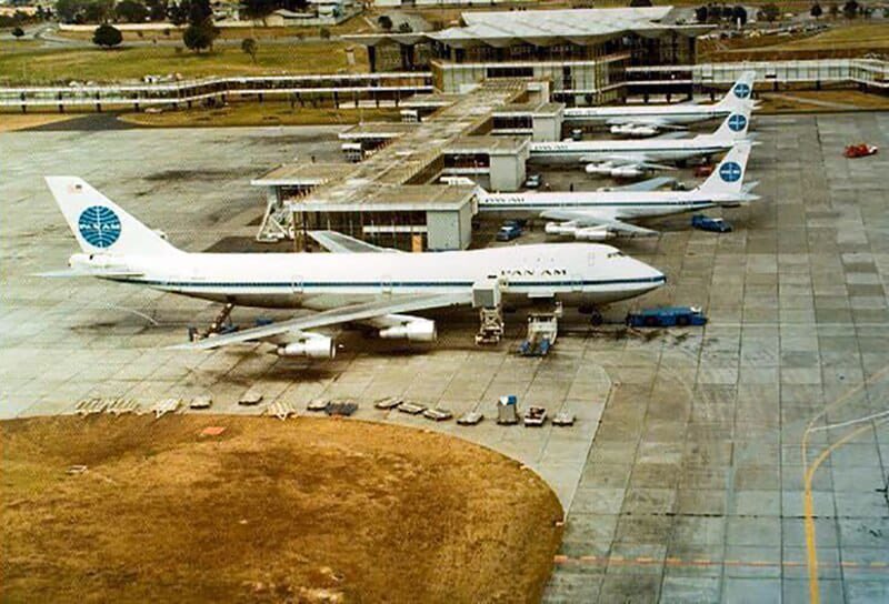 juanjose531958's tweet photo. Es muy triste ver como después que en los años 70’s , cuando Guatemala era hub de PAN AM, tuvimos uno de los mejores aeropuertos de la region. 
Hoy, 50 años después, pasamos a tener uno de los peores, más ineficientes, más incomodos e inseguros aeropuertos de la region, cuando incluso, países vecinos, ya migraron su aeropuerto de lugar a uno de mucho menos riesgo para los habitantes y pasajeros. 
#Aeropuertolaaurora 
#commercialaviation 
#combatealacorrupcion