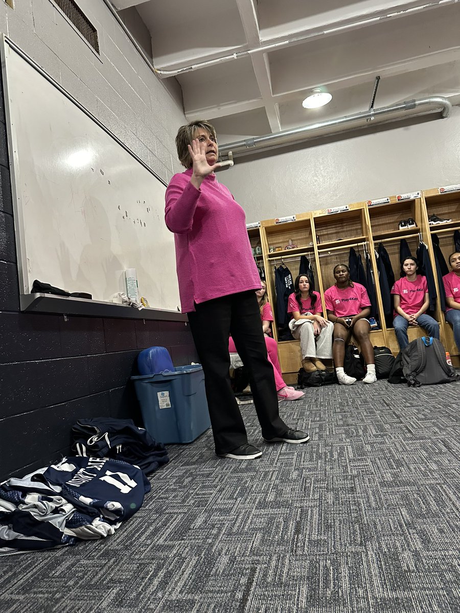 Krystal_Tyndall's tweet photo. A few highlights from the start of tonight’s @KayYowFund Play4Kay game! @LazerEdge #impact #everycatchcounts #ffac @MACSchools https://t.co/sYsL22KfJn