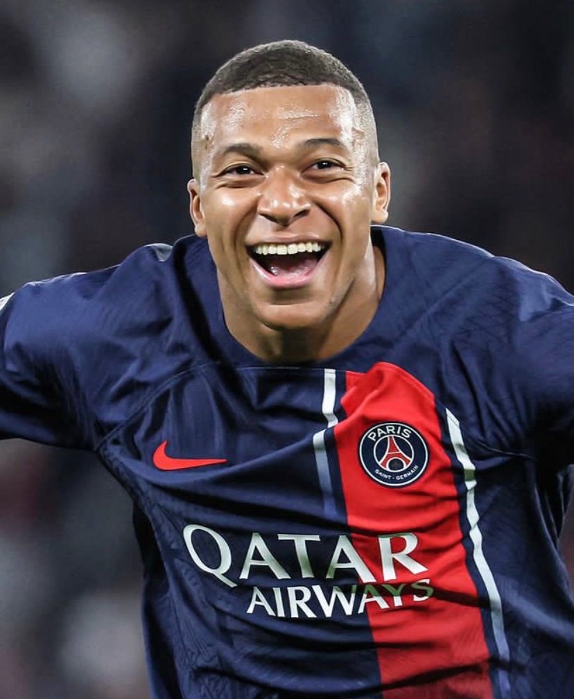 🚨🎖️| Real Madrid are working very hard &amp; very strong behind the scenes on Kylian Mbappé’s deal.

Real Madrid are ON IT. <a href="/FabrizioRomano/">Fabrizio Romano</a>