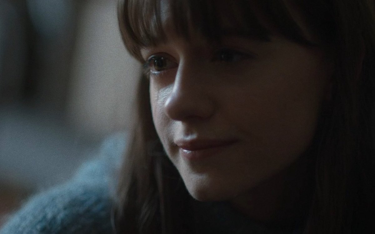 oneperfectscene's tweet photo. the first and last look shared between connell and marianne in ‘normal people’ https://t.co/XdwYie6GVv