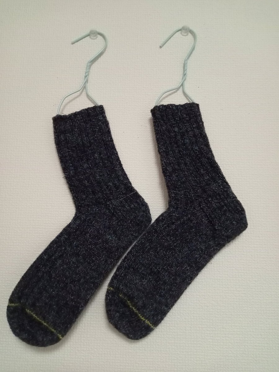 bluebell737's tweet photo. 靴下🧦完成
#手編みの靴下
#ITORICO
#ソックヤーン https://t.co/bGppCr5qHW