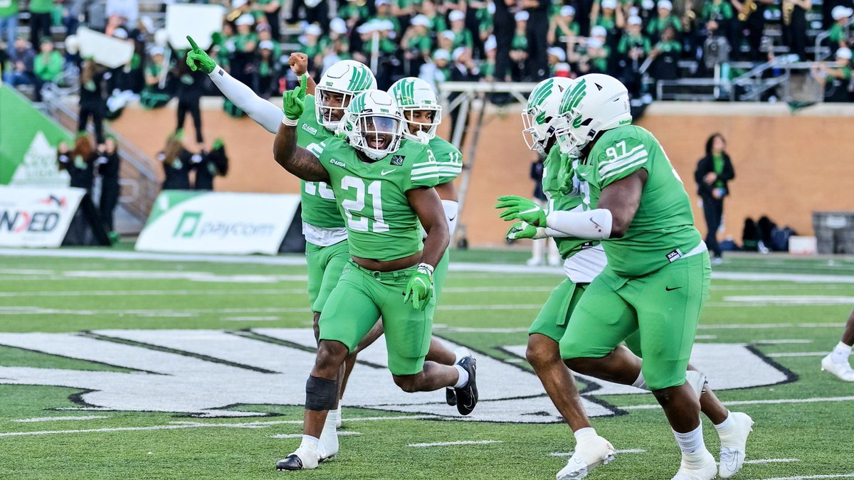 #AGTG I am blessed to receive my 6th Division one offer from <a href="/MeanGreenFB/">UNT Football</a>. Thank you to the whole coaching staff for the opportunity! <a href="/CutterLeftwich/">Cutter Leftwich</a> <a href="/JordanDavisUNT/">Jordan Davis</a> <a href="/GeorgeMatsakis/">George Matsakis</a> <a href="/TrustMyEyesO/">⭕️FFERTUNITY</a>  <a href="/adamgorney/">Adam Gorney</a> <a href="/samspiegs/">Sam Spiegelman</a> <a href="/GregBiggins/">Greg Biggins</a> <a href="/247Hudson/">Hudson Standish</a> <a href="/ChadSimmons_/">ChadSimmons</a> <a href="/RivalsFriedman/">Adam Friedman</a>