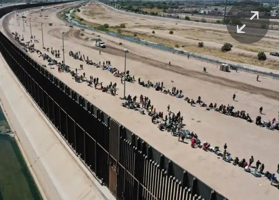 CoffindafferFBI's tweet image. Speechless...

And we can't even take care of our own. 

And we have no idea who these people are.  

Shame.

#BorderSecurity
#BorderInvasion 
#Border

nypost.com/2024/02/02/met…