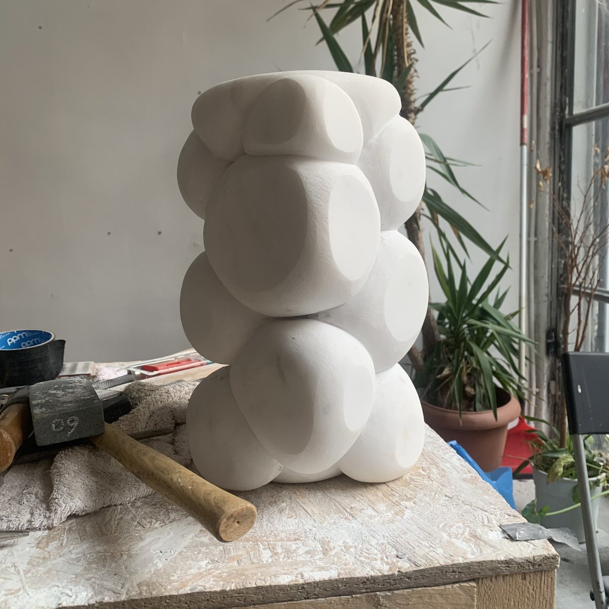 JasonSimpsonArt's tweet image. Woke with a spring in my step this morning after scraping €15 for a 3mm masonry bit &amp;amp; quick release chuck for my @dremel &amp;amp; in all my excitement I screwed it on too tight so I can’t open it #GoodBadDay #TomorrowsAnotherDay #CupidStunt #StoneCarving #PentelicMarble #Athens #Greece