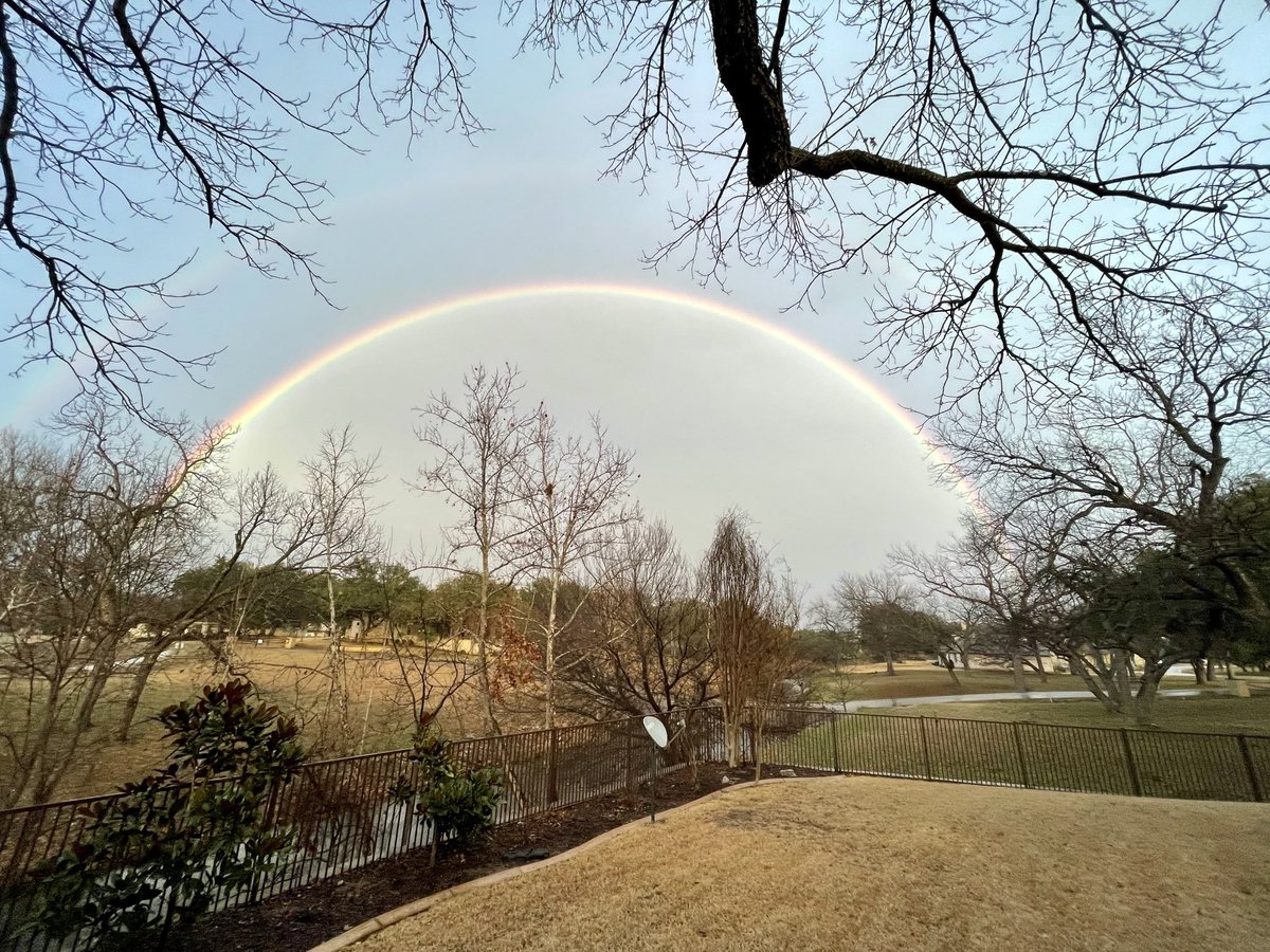 ESieg's tweet photo. ⁦@KXAN_Weather⁩ Double rainbow in Horseshoe Bay https://t.co/plOSINDDMD