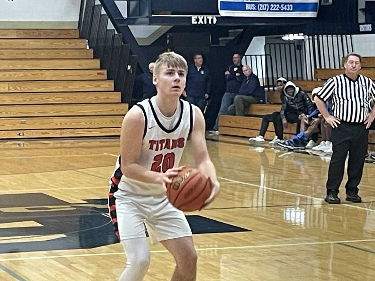 Chris Duerr (@chrisduerr) on Twitter photo After trailing by as many as 10…
<a href="/WHancockTitans/">West Hancock Titans</a> are back within 44-42 headed 4Q After trailing by as many as 10…
<a href="/WHancockTitans/">West Hancock Titans</a> are back within 44-42 headed 4Q