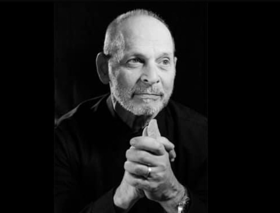 Wayne Kramer is what they call the real thing. As a young kid in London, he was adored as was his groundbreaking brilliant rock ‘n’ roll band the MC5 They influenced so many. He gave you everything he had and then some.. it is a dark day for rock ‘n’ roll. Eternally remembered.🎶