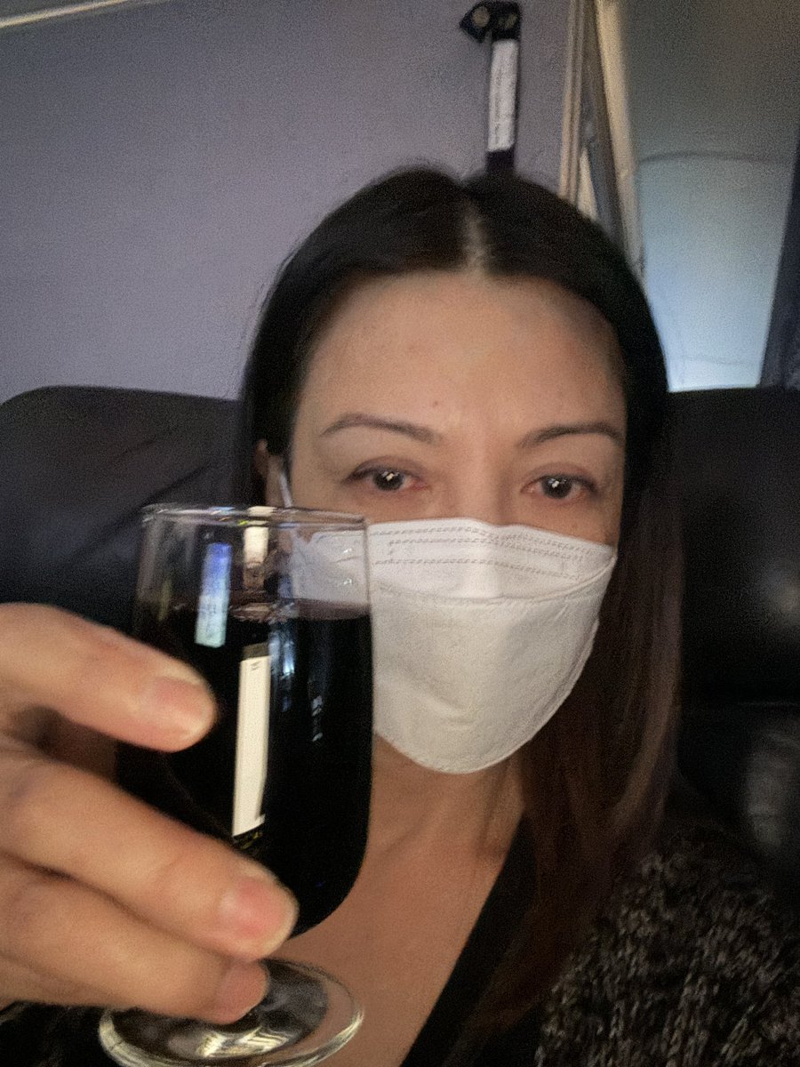 Ming-Na Wen (@mingna) on Twitter photo Incomprehensible. 😪
A toast at 37,000 ft to my beloved friend, <a href="/TheCarlWeathers/">Carl Weathers</a>. Thank you for your talents, your kindness, big laugh & wisdom. You were an instant friend to me & many others. I'm heartbroken. 💔
Thoughts & prayers to his loved ones. 🙏🏼 Incomprehensible. 😪
A toast at 37,000 ft to my beloved friend, <a href="/TheCarlWeathers/">Carl Weathers</a>. Thank you for your talents, your kindness, big laugh & wisdom. You were an instant friend to me & many others. I'm heartbroken. 💔
Thoughts & prayers to his loved ones. 🙏🏼