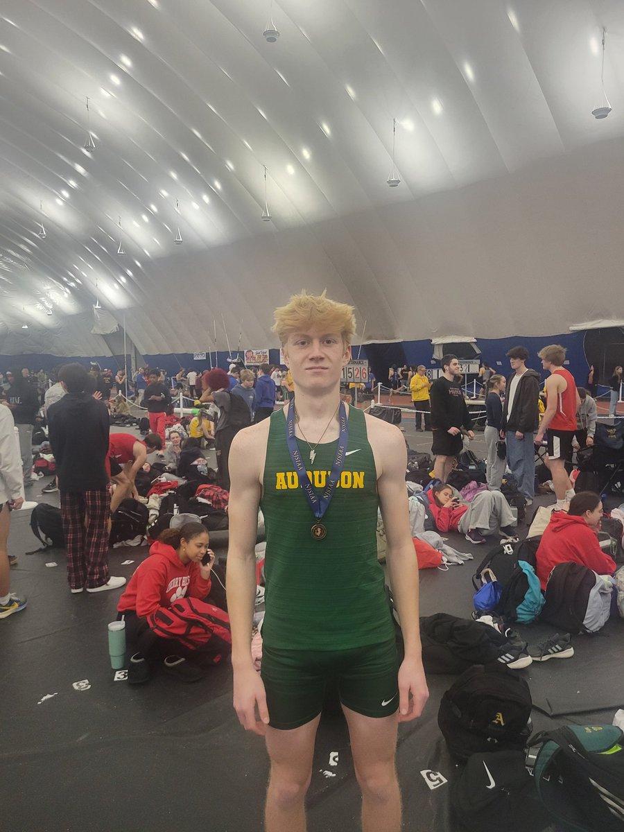 Logan Gilbert with his first season racing finishes 5th and ties #6 AT in School History!