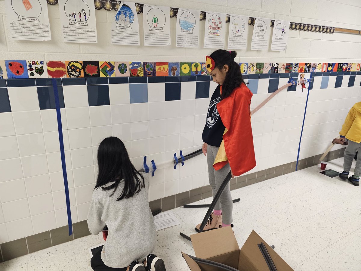 dinsari's tweet photo. Family STEM Night at RLC https://t.co/1UNiUruQgy
