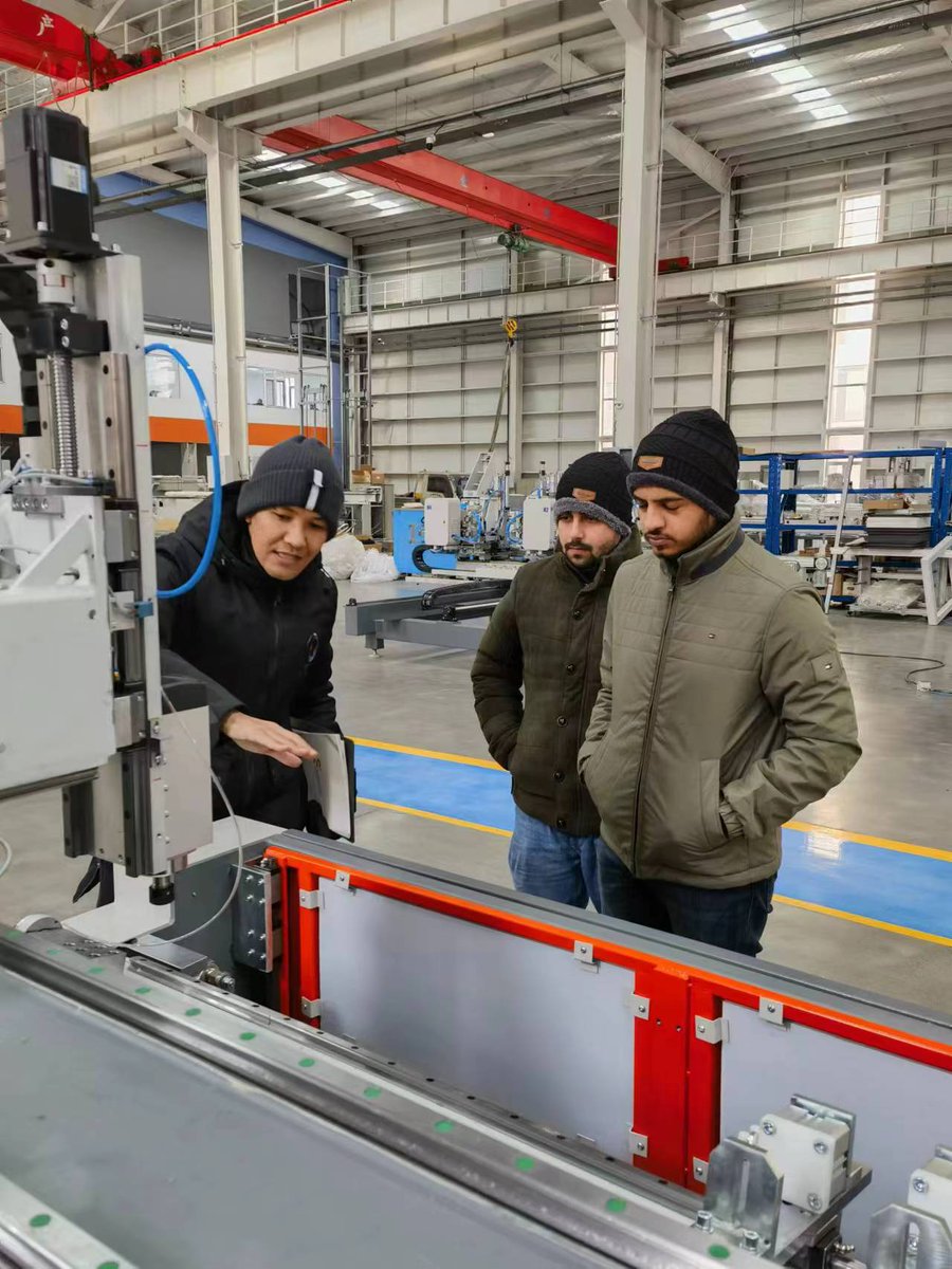 fenstek's tweet photo. Welcome the customers from India to visit #FENSTEK factory and place the order on the spot. Thanks for customer's trust and support~
#fenstek #upvcwindows #upvcprofiles #manufacturer #fabricator https://t.co/YlgW4baAV2