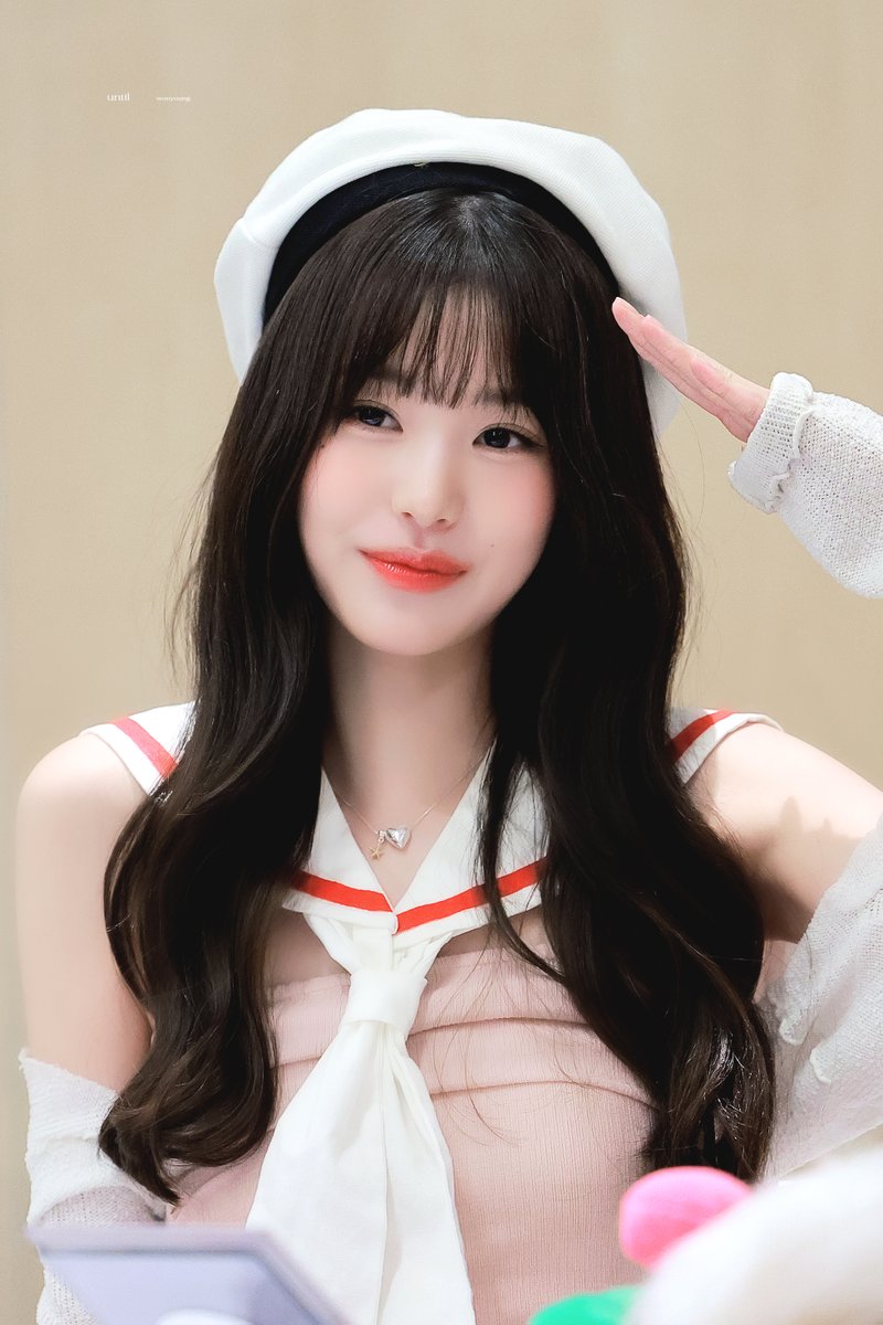 240126 

#아이브 #장원영 #JANGWONYOUNG #원영 #WONYOUNG #ウォニョン <a href="/IVE_twt/">IVE</a>