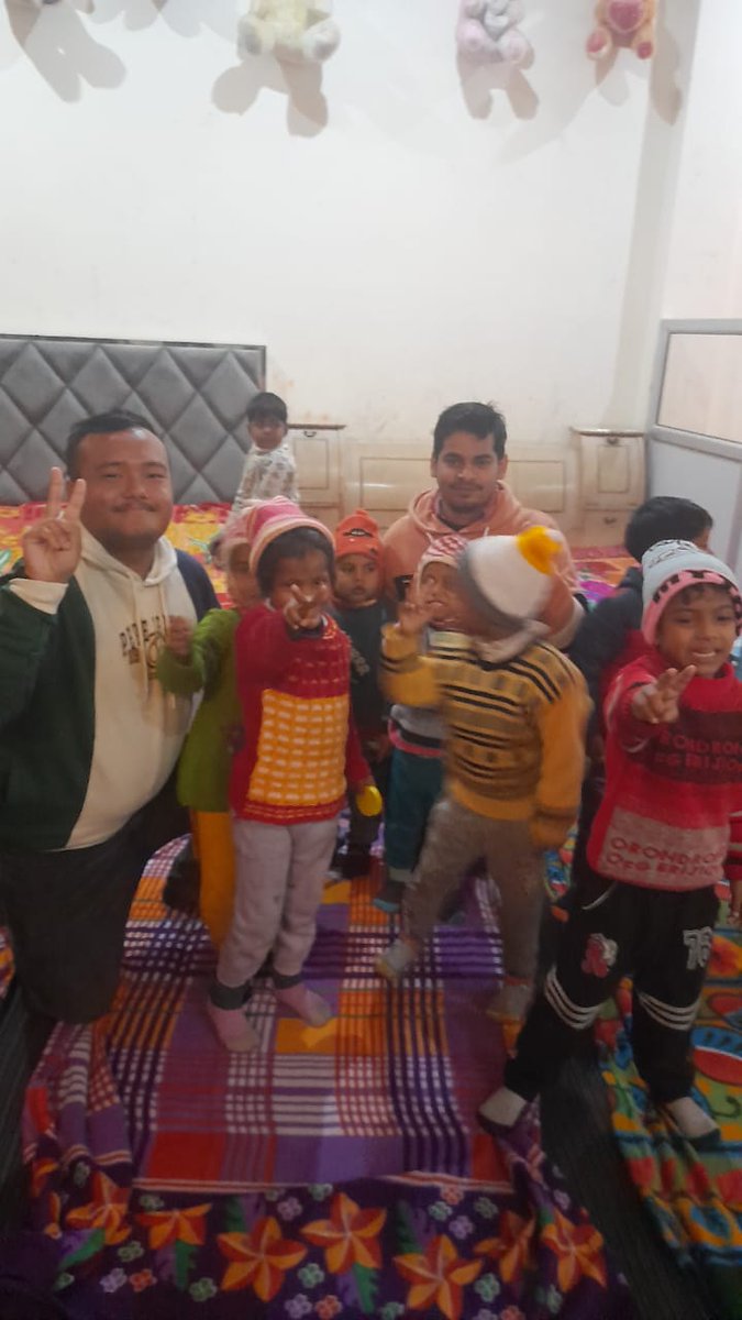 AssociationNgo's tweet photo. Glimpse of session with orphanage children:
Students of the Amity School of Economics conducting sessions for orphanage children to supplement their learning.
#initiative #education #unique #innocent #resemble #clay #moulded #individual #attention #care #love #Psychology https://t.co/UTnT3322IU
