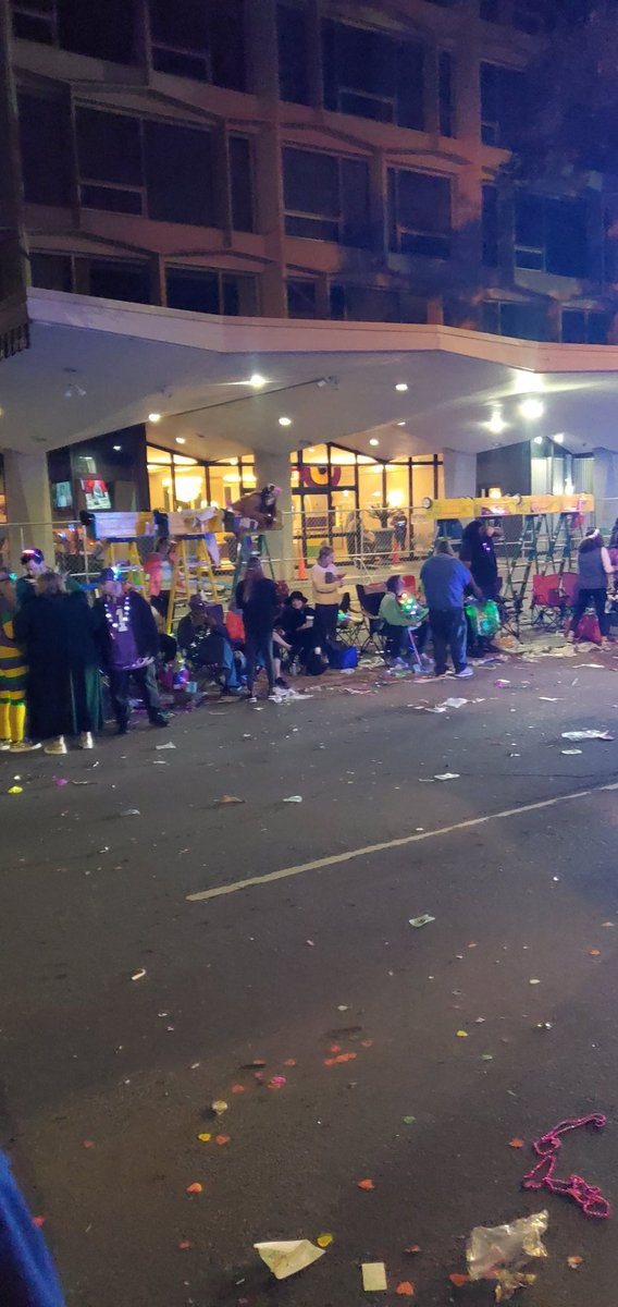 BlackToTheTable tweet media