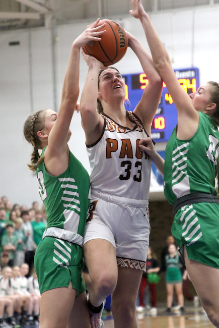 TheManiacHiker's tweet photo. GirlsBB-South Spencer Sectional-Crawford County 51, Perry Central 44...Crawford County-Emery Stroud 16, Kylie Rickenbaugh 13...Perry Central-Masen Labhart 21, Bryn Yeager 11....Lady Pack (19-6) advance to final against South Spencer...Perry Central ends at 5-17... https://t.co/T67VF4XPtS