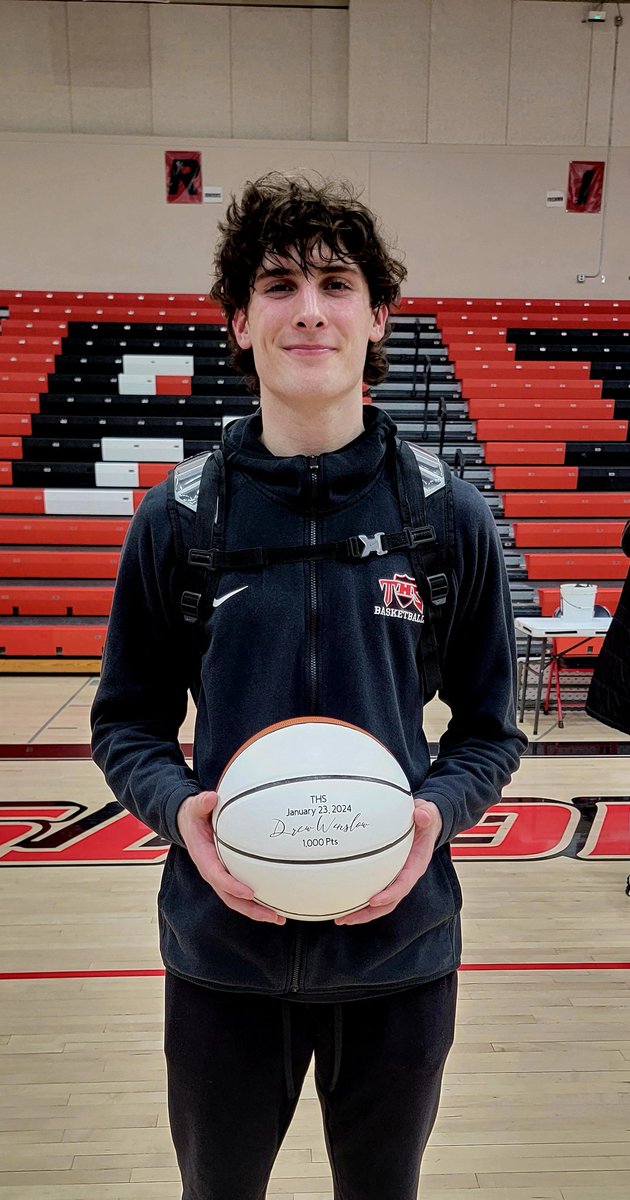 TriadHighSchool's tweet photo. Drew Winslow was recognized before tonight's game for his 1000 point milestone! Congratulations, Drew! 🏀
@BasketballTriad @TriadKnights https://t.co/gpqjlng40Q