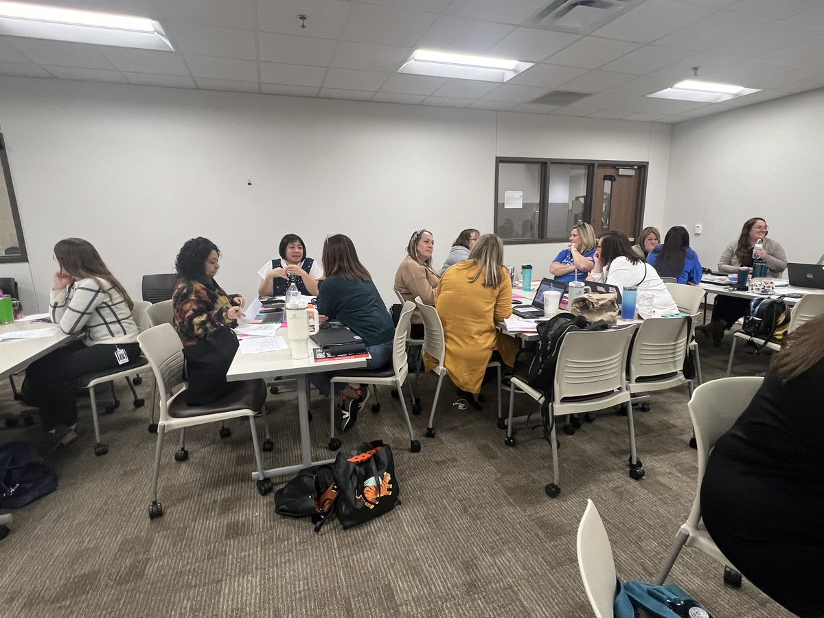 EnriButler's tweet photo. We value and look forward to our time with Language Acquisition Coaches and ESL teachers. Investing in our top-notch specialists is an absolute must for EB success! #breakingdownthewall #coaching #EBsupport @HEBISDpeople https://t.co/8jNbCHhjga