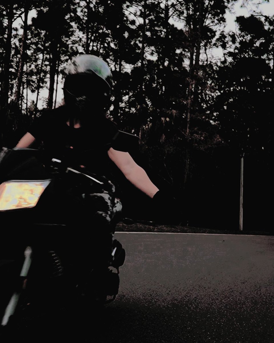 ᅠ
ᅠ
ᅠ
ᅠ

           wanna   ride  .ᐣ

ᅠ
ᅠ
ᅠ